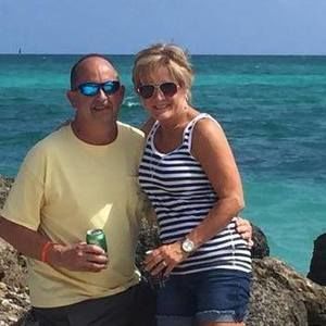 Meet your Posher, Debbie